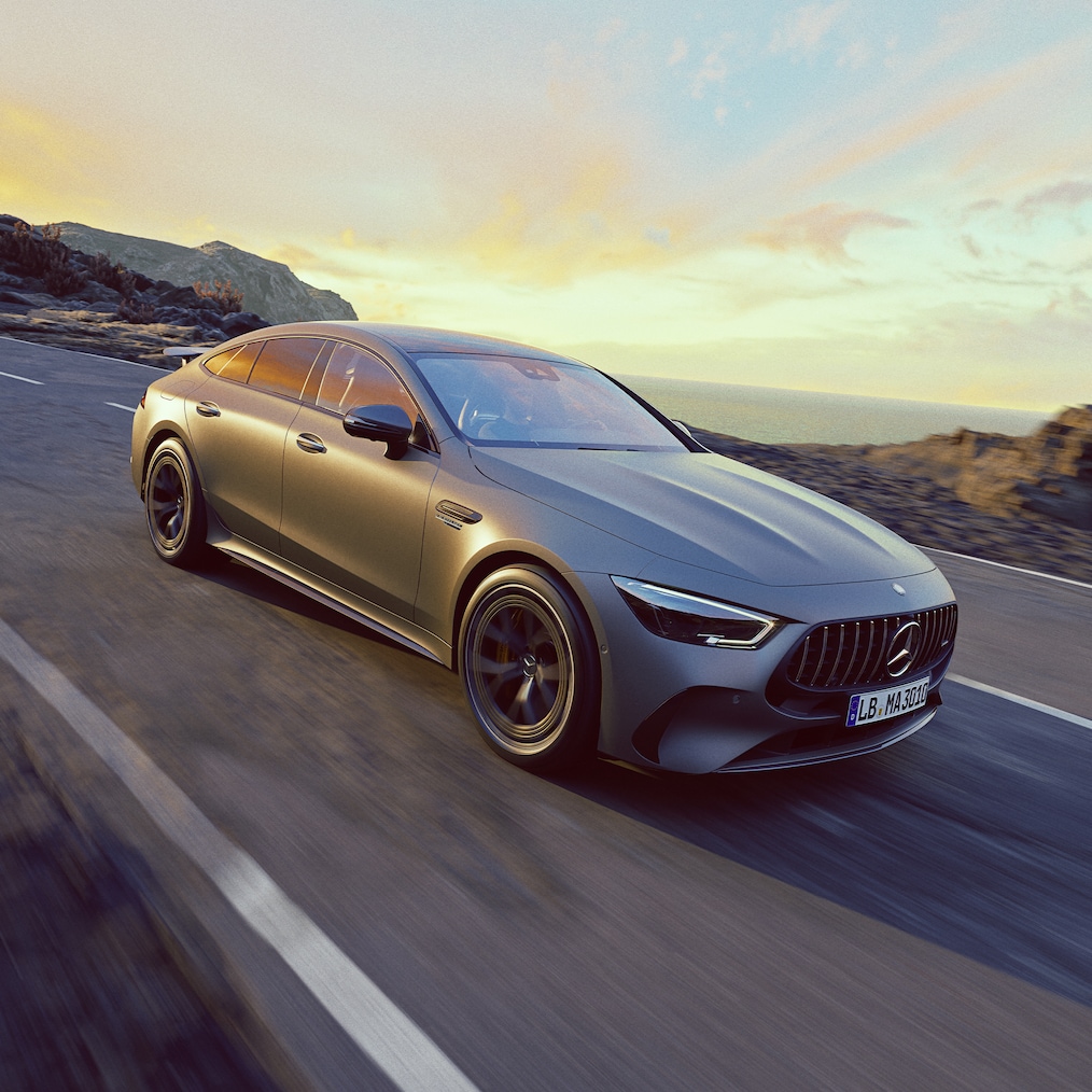Mercedes-AMG GT 63 S E PERFORMANCE drivetrain or a look under the hood.