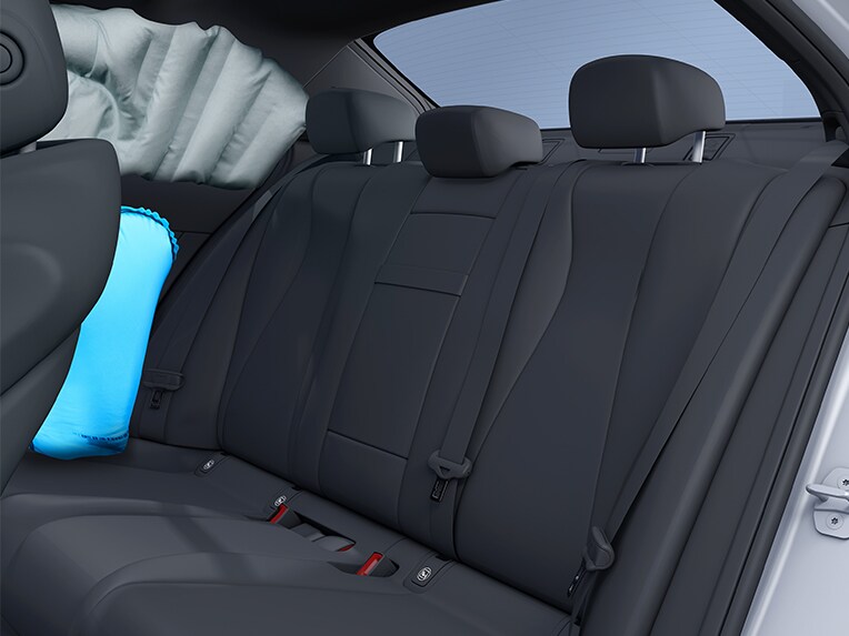 The side airbags in the rear in the Mercedes-Benz S-Class Limousine.