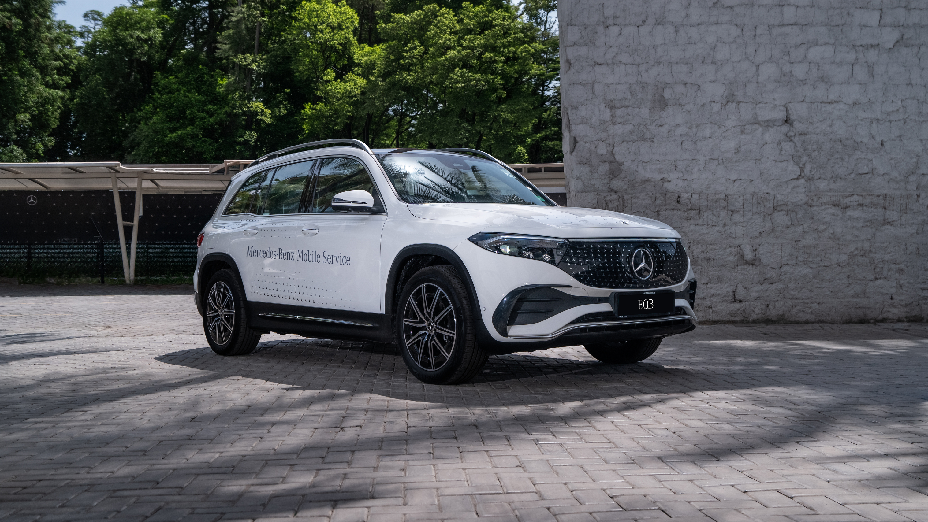 Mercedes-Benz Mobile Service. Mercedes-Benz Mobile Service.
