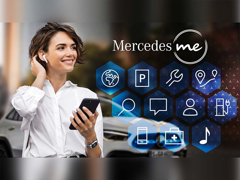 The Digital Key Handover in the new Mercedes-Benz GLA.