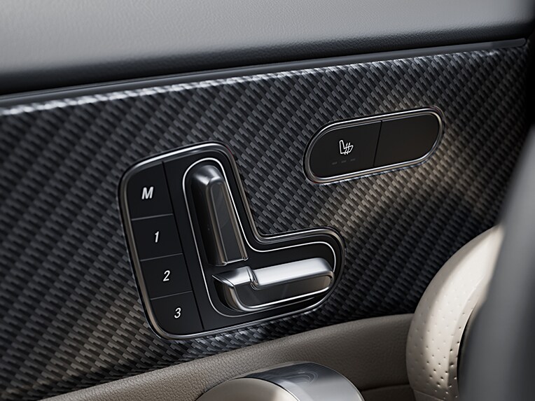 The THERMOTRONIC automatic climate control system in the new A-Class.