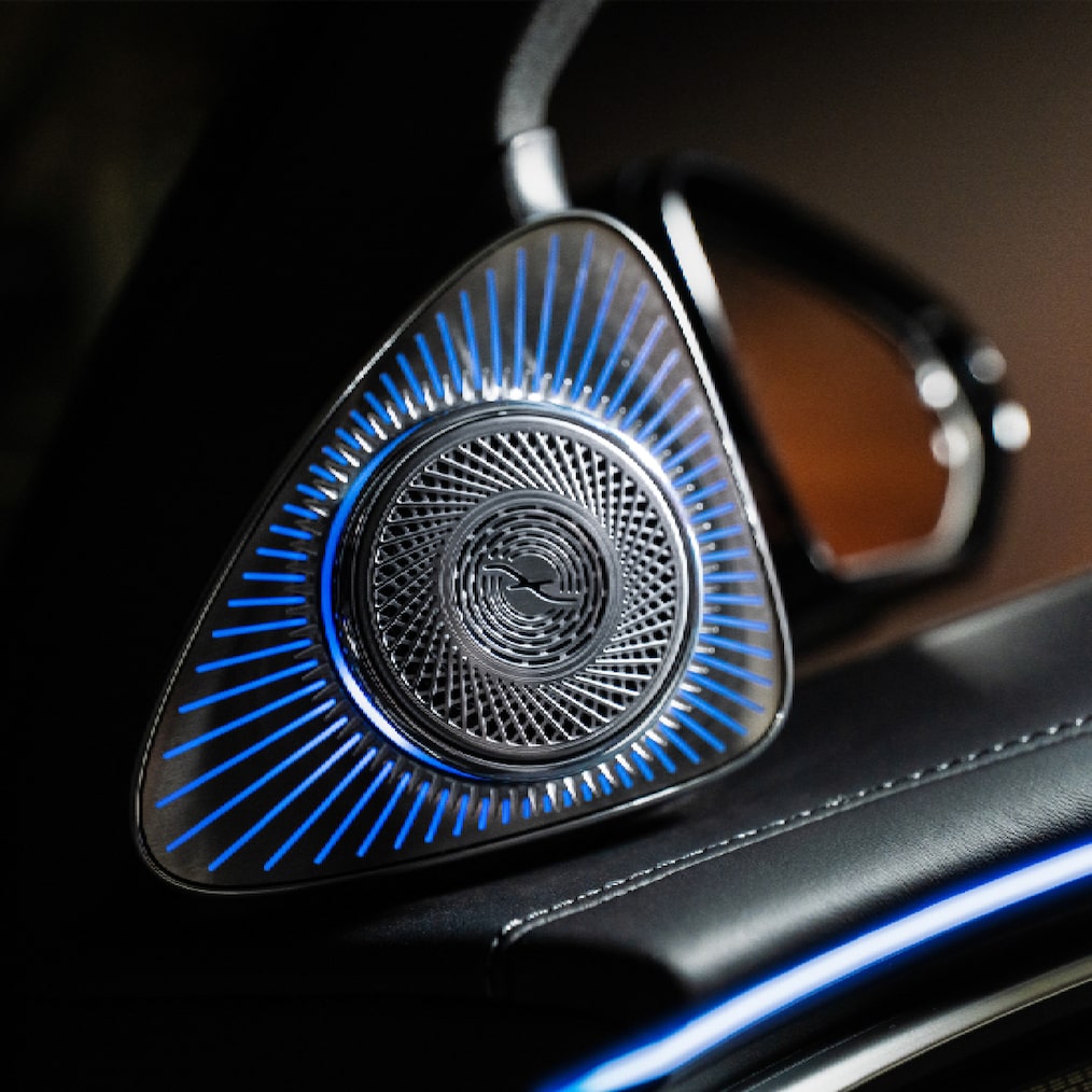 Burmester® high-end 4D surround sound system