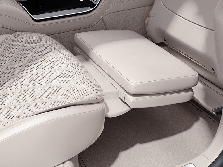 The interior of the Mercedes-Benz S-Class Limousine with Exclusive Trim package.