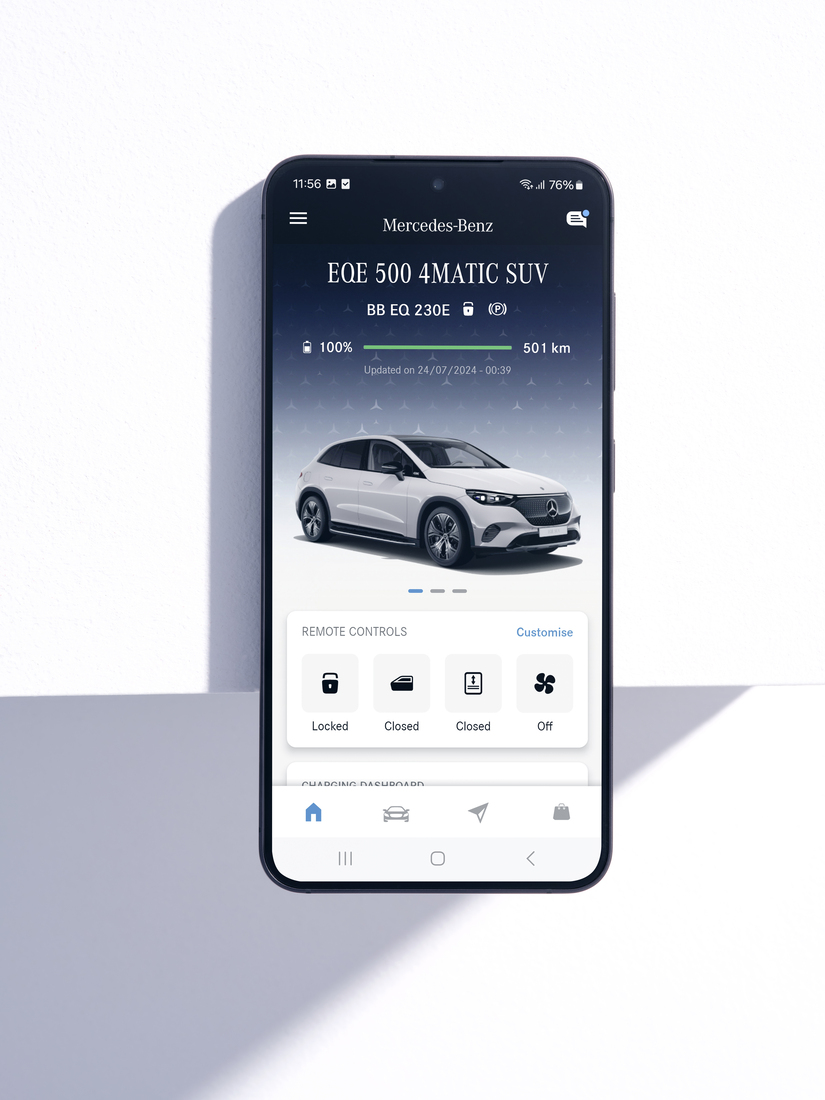 The menu of the Mercedes me App displays the available functions of the Navigation, Remote and Urban Guard Digital Extras on a smartphone. The menu of the Mercedes me App displays the available functions of the Navigation, Remote and Urban Guard Digital Extras on a smartphone.